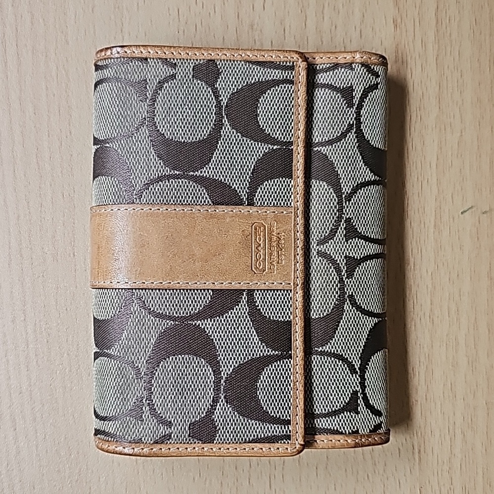 Trifold Signature Coach Wallet
